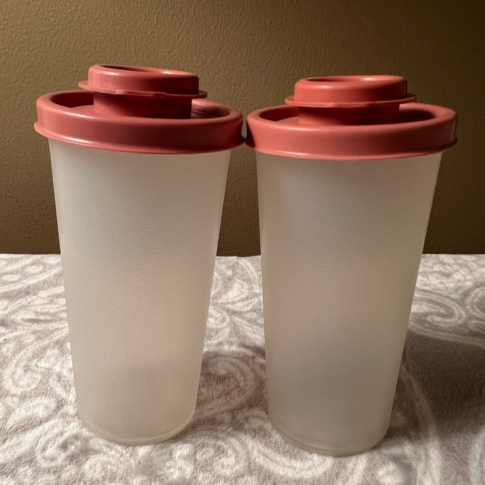 TUPPERWARE Salt & Pepper Shakers